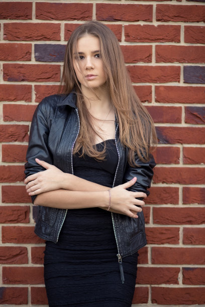 悲伤的年轻图片下载