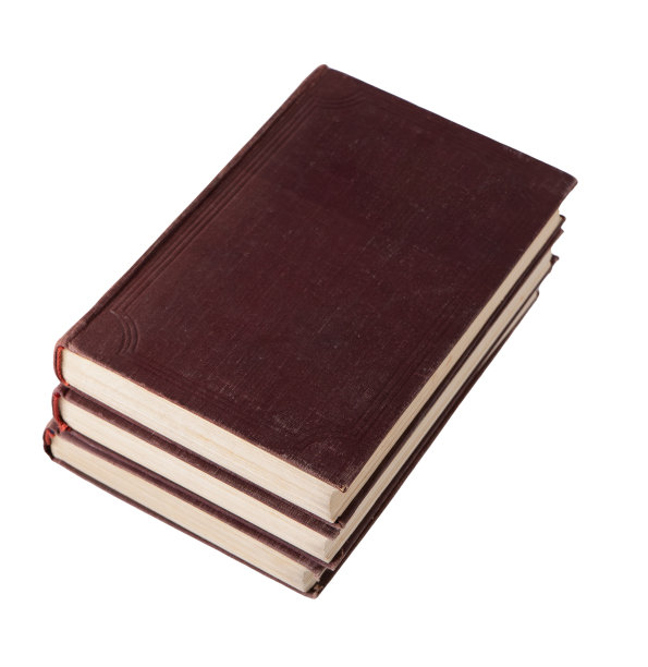 一堆旧书。图书馆的书架上。这本书是布封面的。的绑定。图片下载