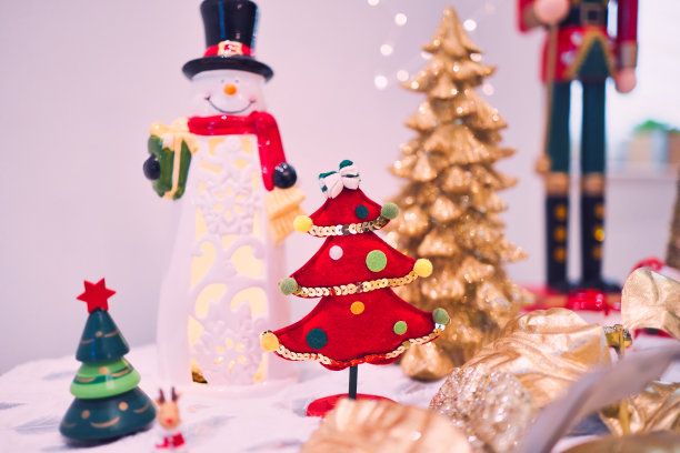 节日氛围——圣诞装饰图片下载