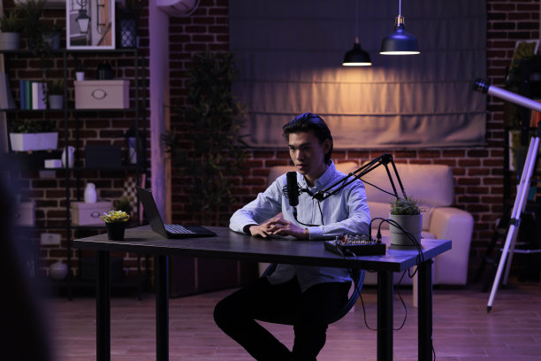 亚洲自由职业者录音播客插曲图片下载