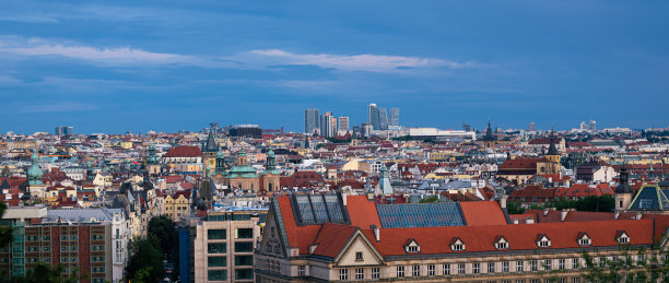 布拉格的老城区和商业区图片下载