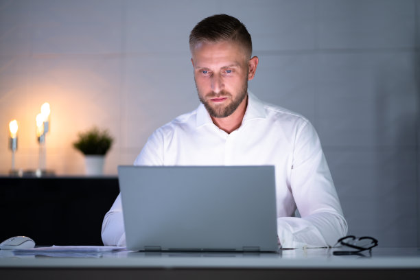 观看在线视频会议图片下载