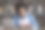 满意的女生收到学校的书面录取通知书图片下载