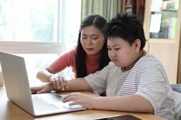 在家学习图片下载