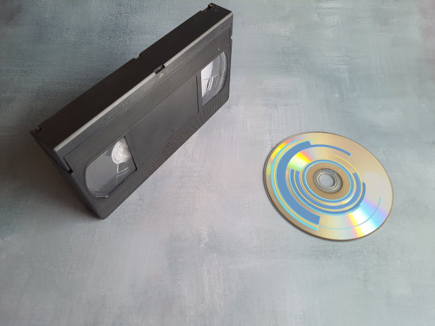 VHS录像带和DVD光盘。图片下载