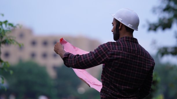 工程师图像在白底高清。图片下载