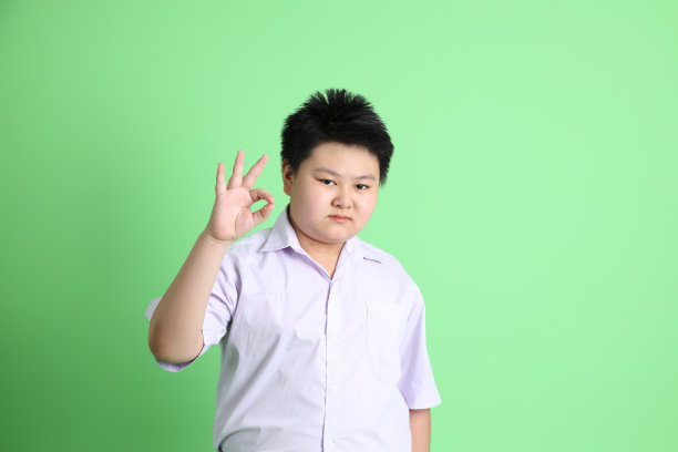 学生穿制服图片下载