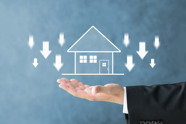 商人的手和房屋屏幕向下箭头图片下载