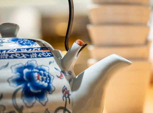 日本风格的茶壶图片下载