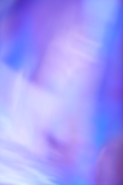 全息纹理。闪亮的金属箔和金属紫色渐变，复古的设计。时尚的霓虹灯全息图与发光的图案优雅的背景标志或明信片。图片下载