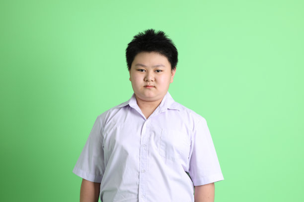 学生穿制服图片下载