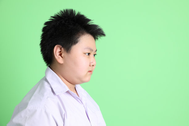 学生穿制服图片下载