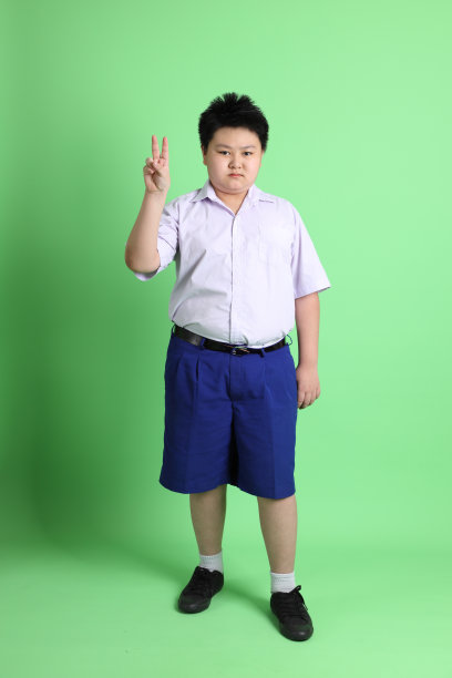 学生穿制服图片下载