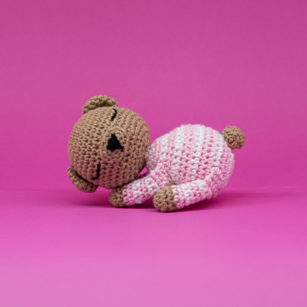 心形兔子的阿米鸠。图片下载