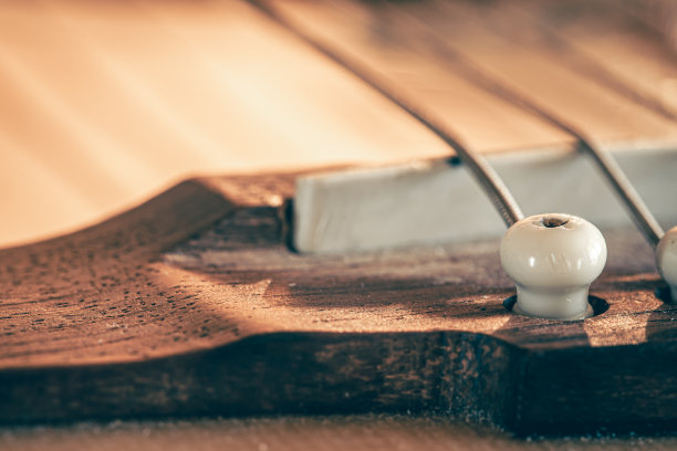 原声吉他桥和弦闭合。图片下载