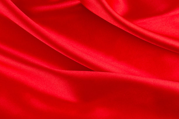 红色的丝绸布料。图片下载