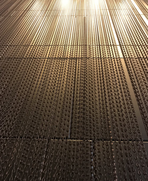 铁链窗帘图片下载