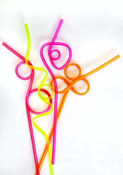 疯狂的吸管图片下载