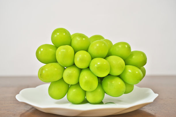 发光马斯喀特图片下载