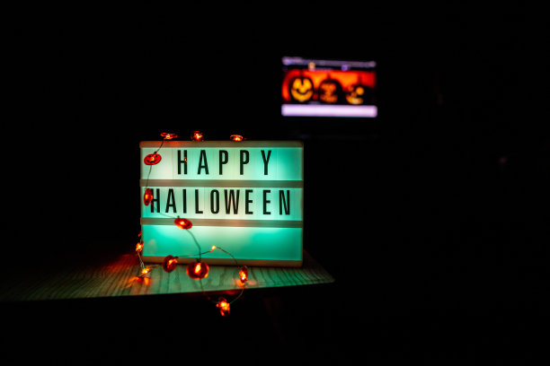 万圣节作文与灯箱图片下载