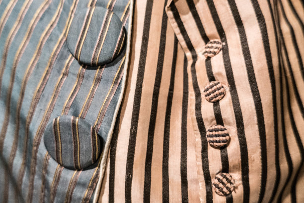 法国传统Arlesian服装图片下载