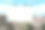 空白旗固定在城市桥梁上，衬托城市景观图片下载
