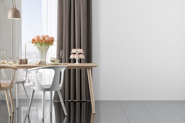 优雅的餐厅，配有餐桌和装饰图片下载