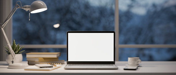 现代办公桌工作区与笔记本电脑模型，台灯和办公配件图片下载