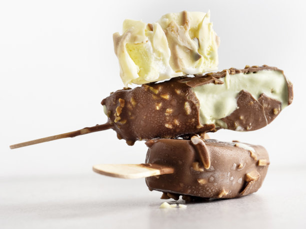 雪糕，棒状雪糕，巧克力雪糕，巧克力冰棒图片下载