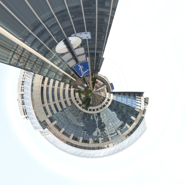 莫斯科城市天际线。白天在莫斯科国际商业中心图片下载