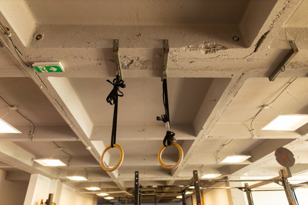 体育馆的混凝土天花板图片下载