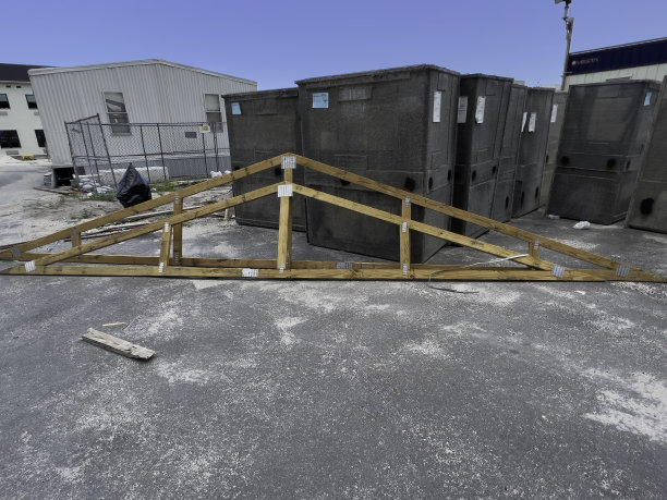 屋顶长发和预制淋浴图片下载