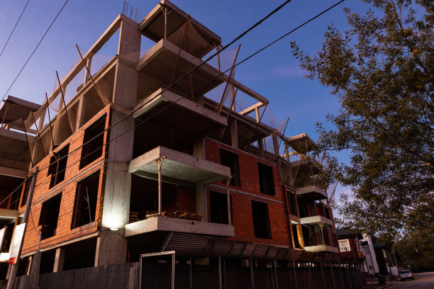 住宅房屋建造中使用的不同材料和产品图片下载