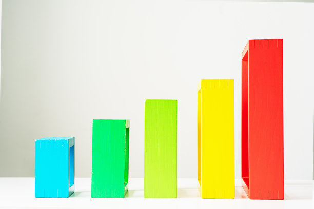 信息图表设计模板。创造性的商业理念，5个选项，步骤或过程。日益增长的创意概念图片下载