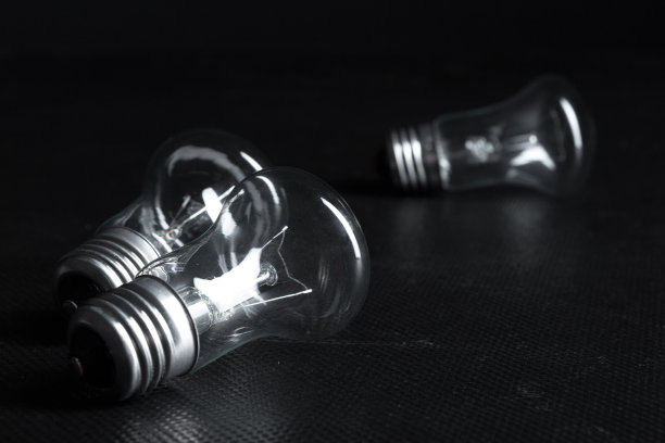 爱迪生灯泡关闭。图片下载