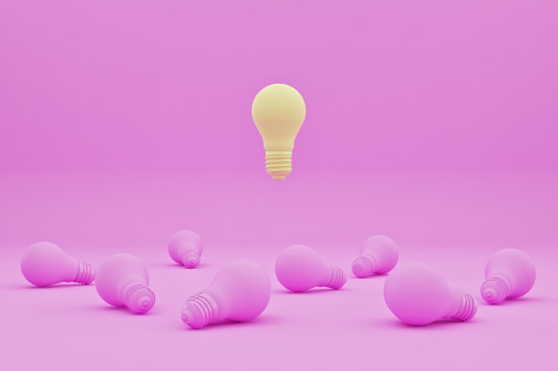 3d渲染灯泡在讲台上发光一个不同的想法。飞行的粉红色图片下载