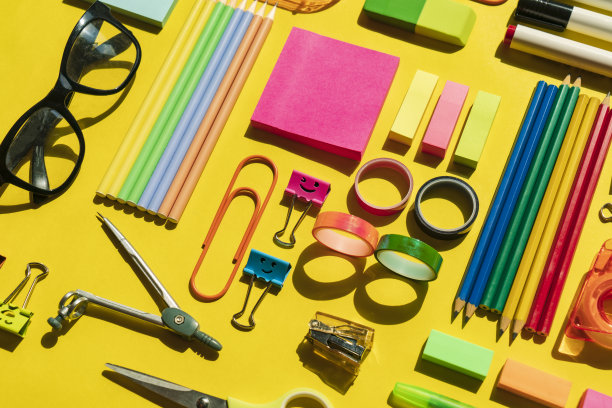 回到学校图片下载