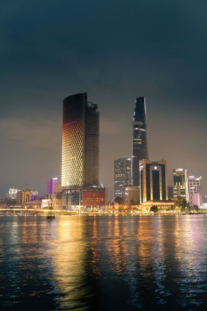 胡志明市的发展建筑，交通，能源，电力基础设施。发达越南的金融和商业中心图片下载