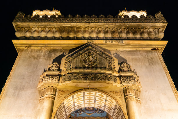 老挝万象帕图赛胜利纪念碑图片下载