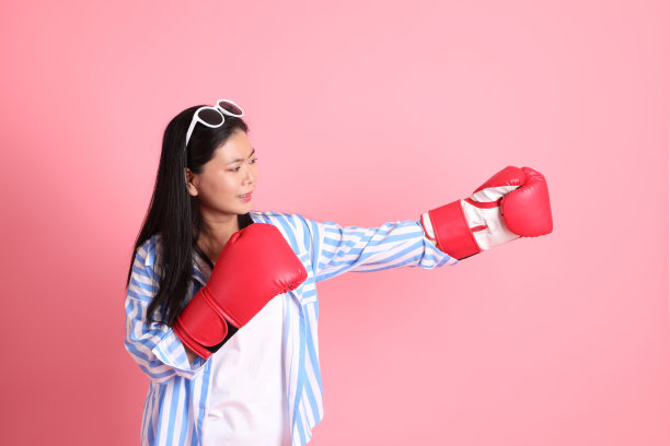 成人的亚洲女人图片下载