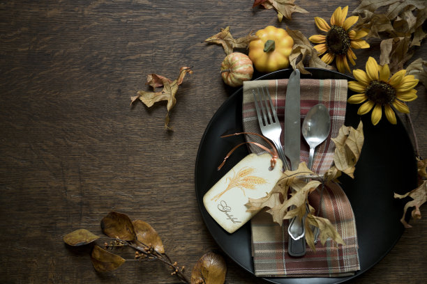 秋季餐饮场所设置图片下载