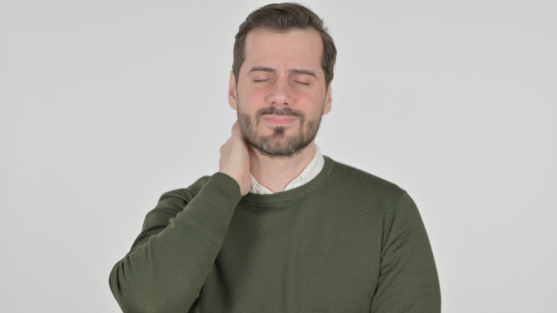 有颈部疼痛的男子肖像，白色屏幕图片下载