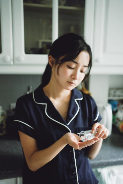 生病在家图片下载