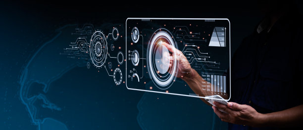 在他的左手，一个西装革履的男人拿着一个手机。他的右手指向一张快速扩张的股票图。有朦胧灯光的地球仪背景图片下载