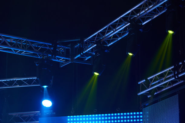 音乐会照明设备图片下载