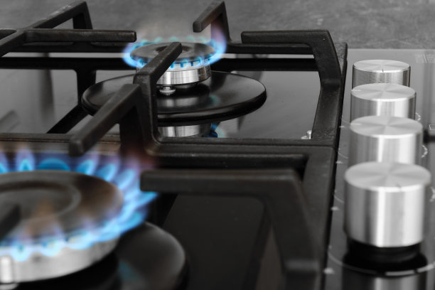 西班牙私人住宅的燃气火焰图片下载