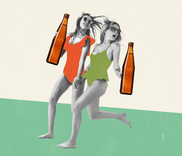 快乐的年轻女孩拿着啤酒跑步。当代艺术拼贴。杂志风格。概念夏天，假期，乐趣，欢乐，饮料和零食，啤酒节，广告图片下载