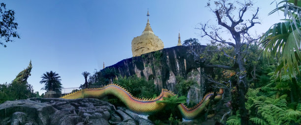 观山上的大蛇和宝塔图片下载