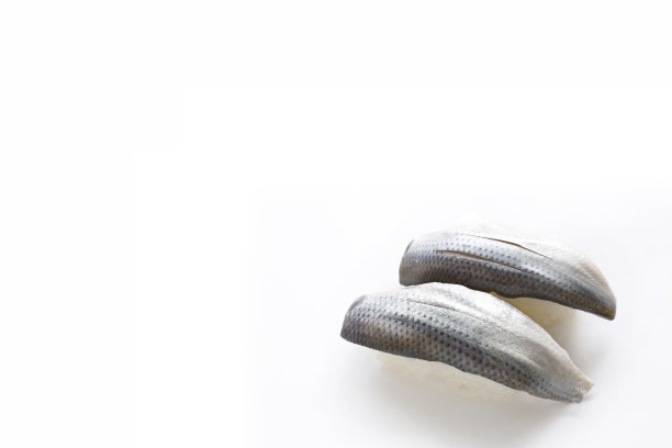 白色背景的手握寿司图片下载