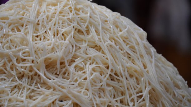 煮熟的炒面图片下载